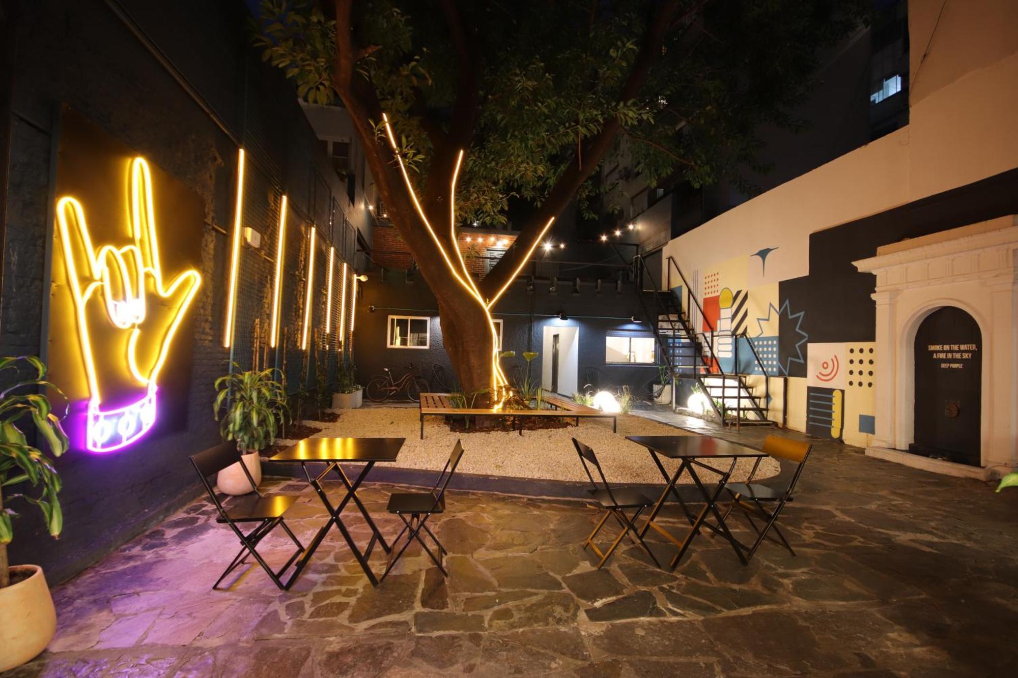 Play Hostel Garden Буенос Айрес Екстериор снимка